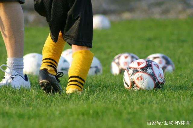 拉菲尼亚新赛季状态惊人，强势表现引人瞩目