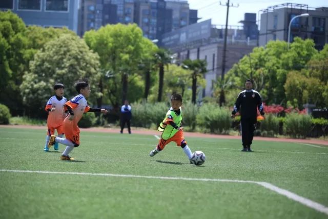 3-0晋级四强：中国女排大胜越南却显隐忧
